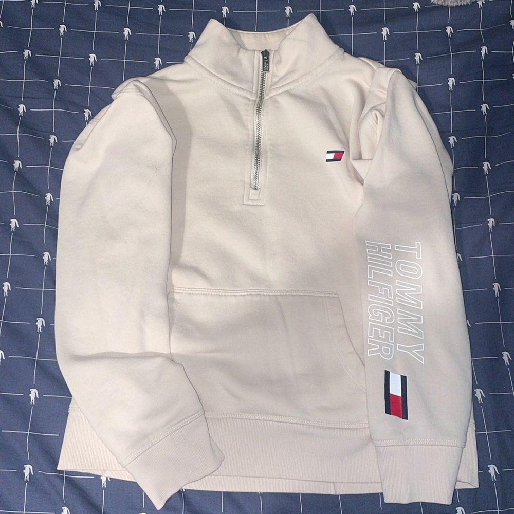 TOMMY HILFIGER LONG SLEEVE ZIP PULLOVER SWEATSHIRT | SIZE S | GENTLY USED